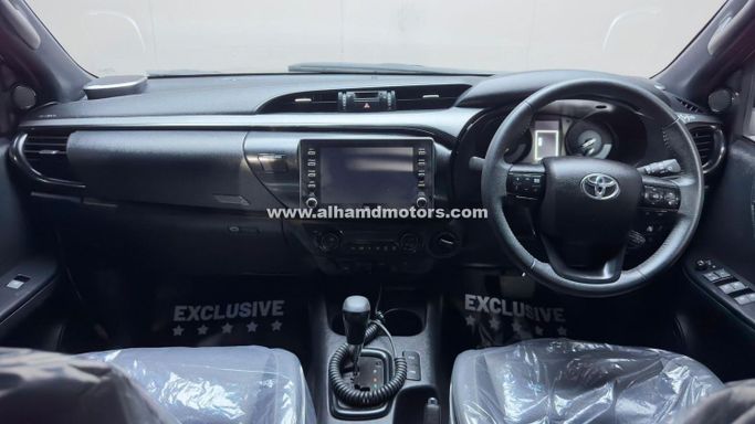 Used Toyota Hilux VIII Facelift, 2.8 l, 2023 in Dubai by Alhamd Motors, Bronze color. Other | AUTO.AE