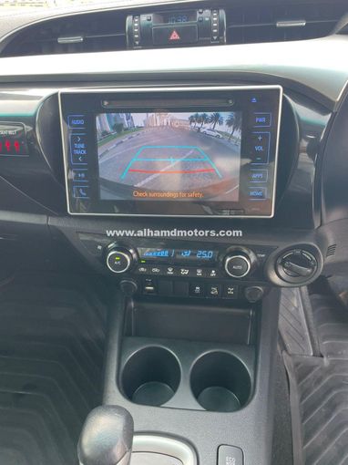Used Toyota Hilux VIII, 2.8 l, 2017 in Dubai by Alhamd Motors, Grey color. Other | AUTO.AE
