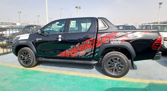 New Toyota Hilux VIII Facelift, 4.0 l, 2025 in Dubai by Mohamed Hakim Motors, Black color. GCC Specs | AUTO.AE