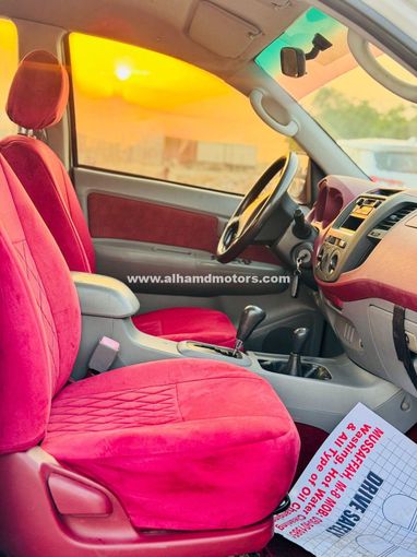 Подержанный Toyota Hilux VII, 2.7 л, 2008 в Дубае от Alhamd Motors Белый цвет. GCC | AUTO.AE