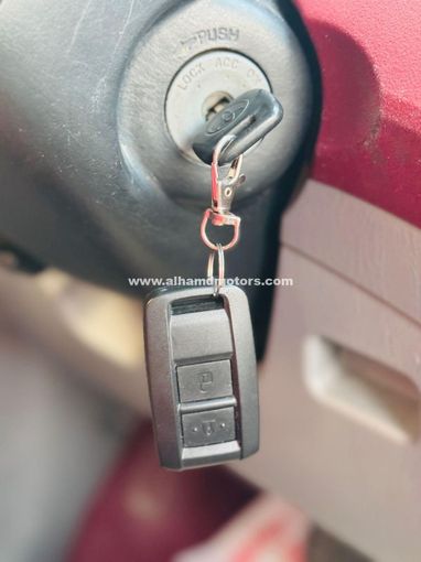 Подержанный Toyota Hilux VII, 2.7 л, 2008 в Дубае от Alhamd Motors Белый цвет. GCC | AUTO.AE