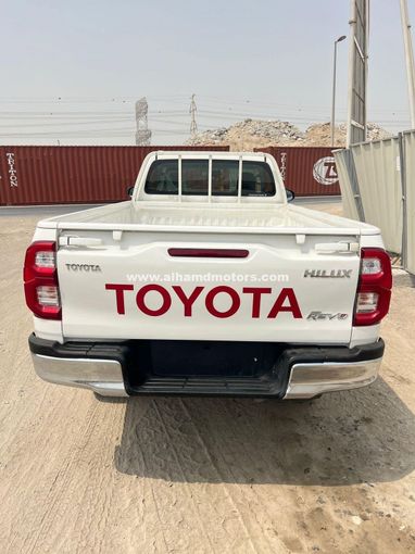 Used Toyota Hilux Extra Cab VIII Facelift, 2.8 l, 2021 in Dubai by Alhamd Motors, White color. Other | AUTO.AE