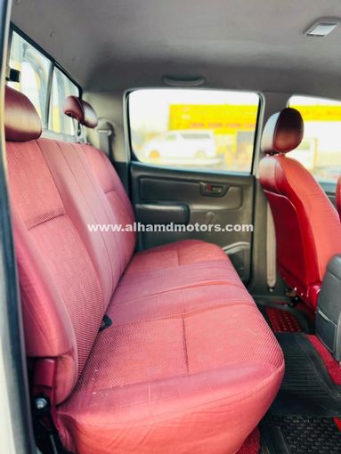 Подержанный Toyota Hilux VII Рестайлинг, 2.7 л, 2012 в Дубае от Alhamd Motors Белый цвет. GCC | AUTO.AE