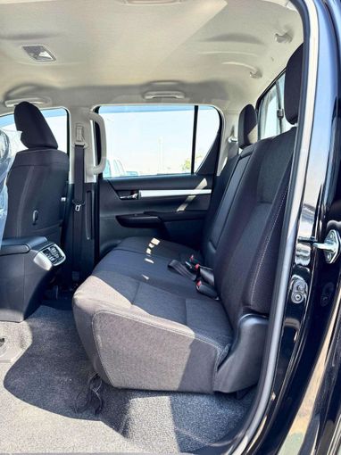 Новый Toyota Hilux VIII Рестайлинг, 2.7 л, 2025 в Дубае от SK Motors Черный цвет. GCC | AUTO.AE