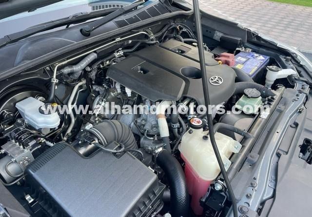 Used Toyota Hilux VIII, 2.8 l, 2018 in Dubai by Alhamd Motors, Grey color. Other | AUTO.AE