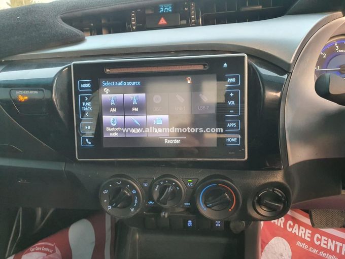 Used Toyota Hilux VIII, 2.8 l, 2020 in Dubai by Alhamd Motors, White color. Other | AUTO.AE