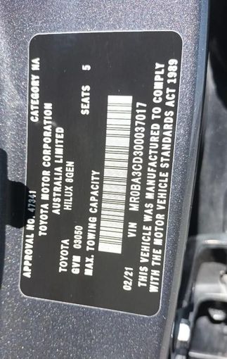 Подержанный Toyota Hilux VIII Рестайлинг, 2.8 л, 2021 в Дубае от Alhamd Motors Серый цвет. Other | AUTO.AE
