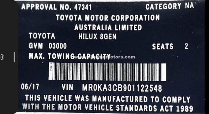Подержанный Toyota Hilux VIII, 2.8 л, 2017 в Дубае от Alhamd Motors Белый цвет. Other | AUTO.AE