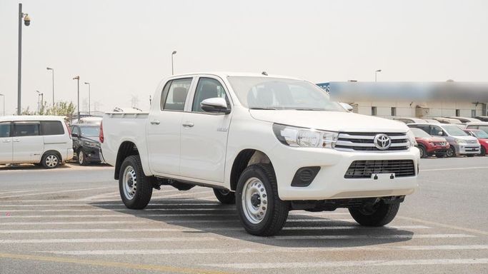 Новый Toyota Hilux VIII Рестайлинг, 2.4 л, 2025 в Дубае от Najem Motors Белый цвет. GCC | AUTO.AE