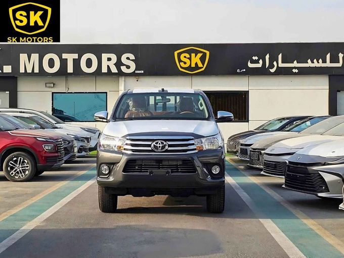 Новый Toyota Hilux VIII Рестайлинг, 2.4 л, 2025 в Дубае от SK Motors Серый цвет. GCC | AUTO.AE