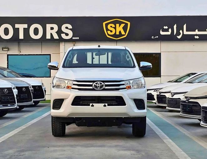 Новый Toyota Hilux VIII Рестайлинг, 2.8 л, 2025 в Дубае от SK Motors Белый цвет. Other | AUTO.AE
