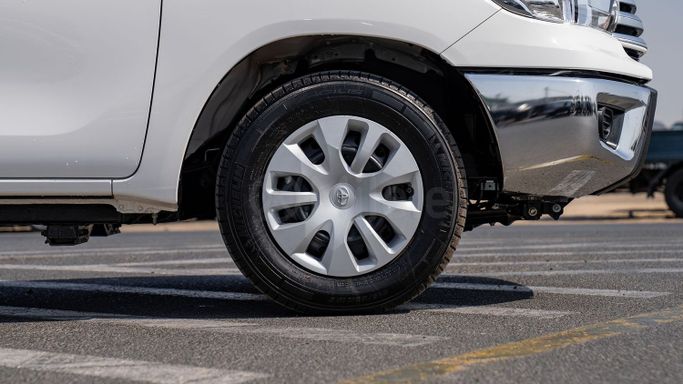 New Toyota Hilux VIII Facelift, 2.4 l, 2025 in Dubai by Milele, White color. Other | AUTO.AE