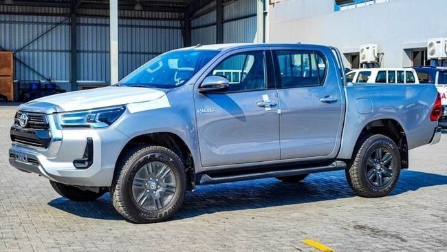 New Toyota Hilux VIII Facelift, 2.4 l, 2023 in Dubai by Falcons GT Motors FZCO, Silver color. Other | AUTO.AE