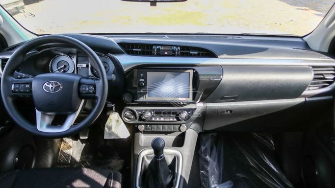 Новый Toyota Hilux VIII Рестайлинг, 2.4 л, 2024 в Дубае от Falcons GT Motors FZCO Белый цвет. Other | AUTO.AE