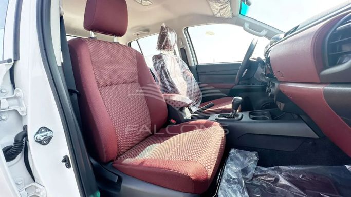 New Toyota Hilux VIII Facelift, 2.7 l, 2025 in Dubai by Falcons GT Motors FZCO, White color. Other | AUTO.AE