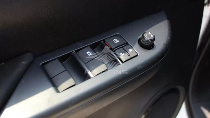 Новый Toyota Hilux VIII Рестайлинг, 2.7 л, 2023 в Дубае от Falcons GT Motors FZCO Белый цвет. Other | AUTO.AE