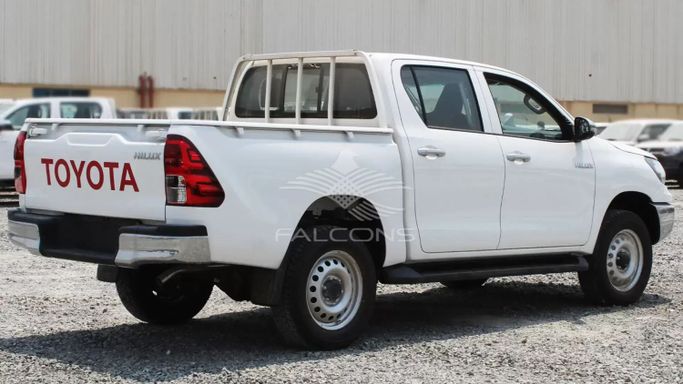 Новый Toyota Hilux VIII Рестайлинг, 2.7 л, 2023 в Дубае от Falcons GT Motors FZCO Белый цвет. Other | AUTO.AE