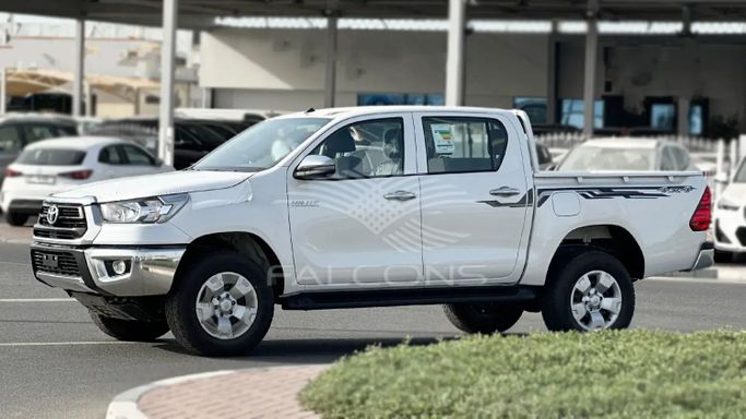 Новый Toyota Hilux VIII Рестайлинг, 2.4 л, 2024 в Дубае от Falcons GT Motors FZCO Белый цвет. Other | AUTO.AE