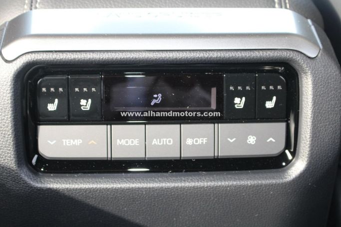 Новый Toyota Land Cruiser Prado 250 Series, 2.8 л, 2025 в Дубае от Alhamd Motors Черный цвет. Other | AUTO.AE