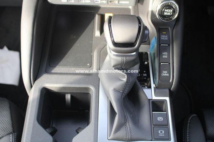 Новый Toyota Land Cruiser Prado 250 Series, 2.8 л, 2025 в Дубае от Alhamd Motors Черный цвет. Other | AUTO.AE