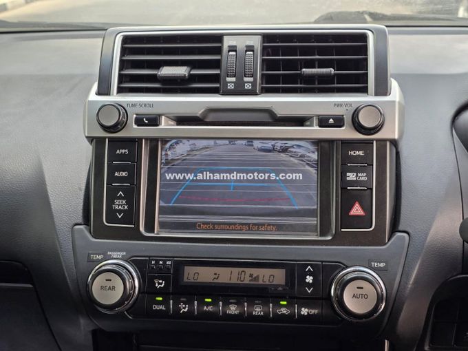 Подержанный Toyota Land Cruiser Prado 150 Series Рестайлинг 1, 2.8 л, 2016 в Дубае от Alhamd Motors Белый цвет. Other | AUTO.AE