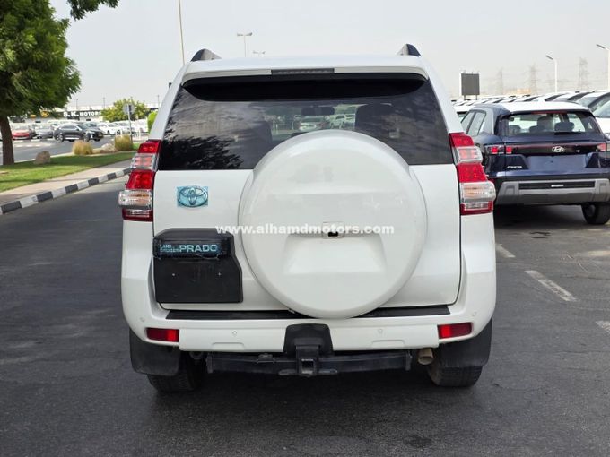 Подержанный Toyota Land Cruiser Prado 150 Series Рестайлинг 1, 2.8 л, 2016 в Дубае от Alhamd Motors Белый цвет. Other | AUTO.AE