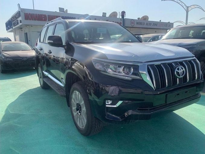 New Toyota Land Cruiser Prado 150 Series Facelift 3, 2.7 l, 2023 in Dubai by Mohamed Hakim Motors, Black color. GCC Specs | AUTO.AE