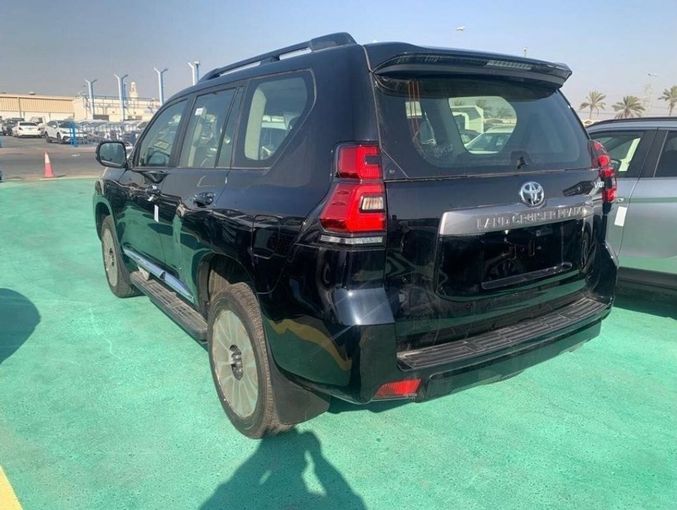 New Toyota Land Cruiser Prado 150 Series Facelift 3, 2.7 l, 2023 in Dubai by Mohamed Hakim Motors, Black color. GCC Specs | AUTO.AE