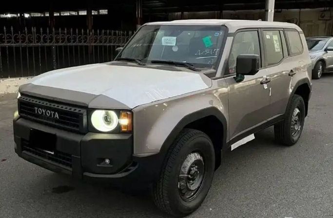 New Toyota Land Cruiser Prado 250 Series, 2.4 l, 2024 in Dubai by Mohamed Hakim Motors, Bronze color. GCC Specs | AUTO.AE