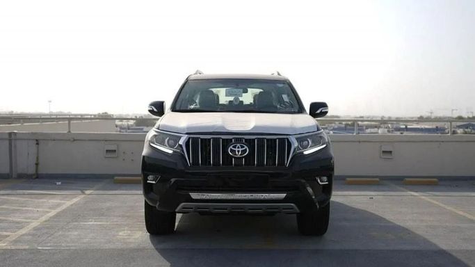New Toyota Land Cruiser Prado 150 Series Facelift 3, 2.7 l, 2023 in Dubai by Mohamed Hakim Motors, Black color. GCC Specs | AUTO.AE