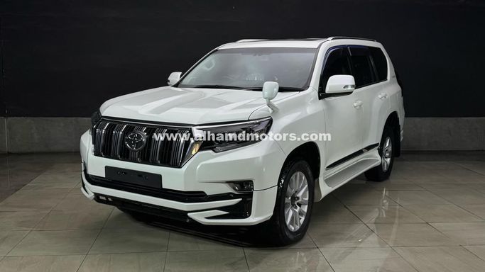 Used Toyota Land Cruiser Prado 150 Series Facelift 1, 3.0 l, 2015 in Dubai by Alhamd Motors, White color. Other | AUTO.AE