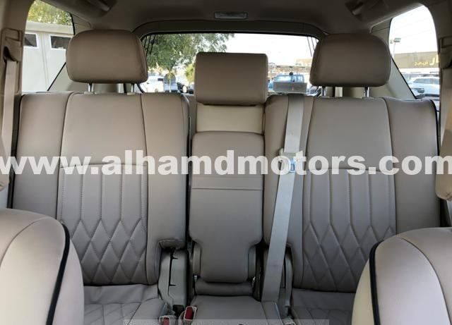 Used Toyota Land Cruiser Prado 150 Series Facelift 1, 2.8 l, 2016 in Dubai by Alhamd Motors, Black color. Other | AUTO.AE