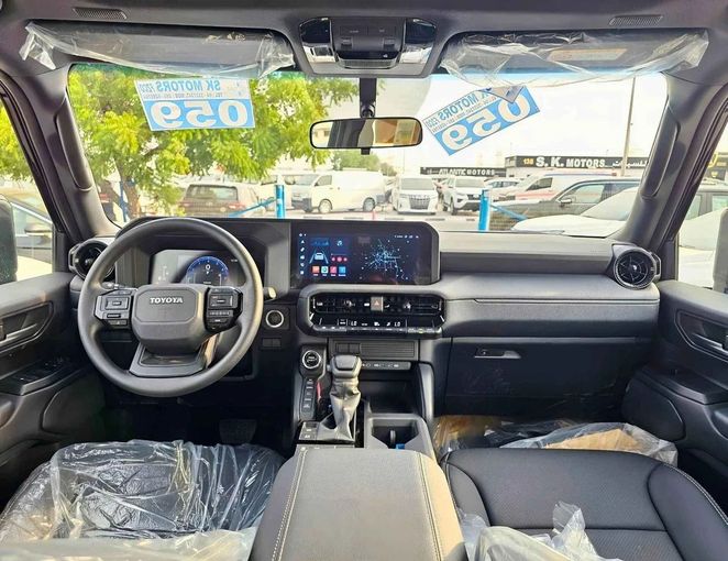 Новый Toyota Land Cruiser Prado 250 Series, 2.4 л, 2025 в Дубае от SK Motors Черный цвет. GCC | AUTO.AE