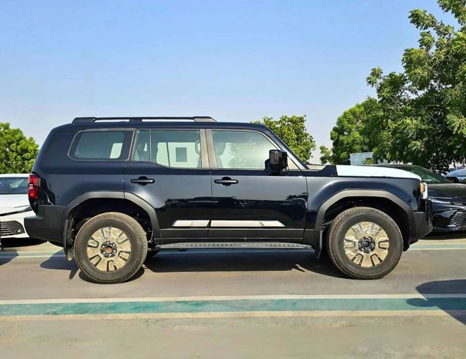 Новый Toyota Land Cruiser Prado 250 Series, 2.4 л, 2025 в Дубае от SK Motors Черный цвет. Other | AUTO.AE