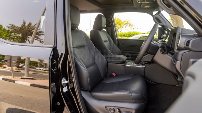 Новый Toyota Land Cruiser Prado 250 Series, 2.7 л, 2025 в Дубае от Milele Черный цвет. Other | AUTO.AE