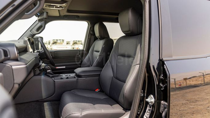 Новый Toyota Land Cruiser Prado 250 Series, 2.8 л, 2025 в Дубае от Milele Черный цвет. Other | AUTO.AE