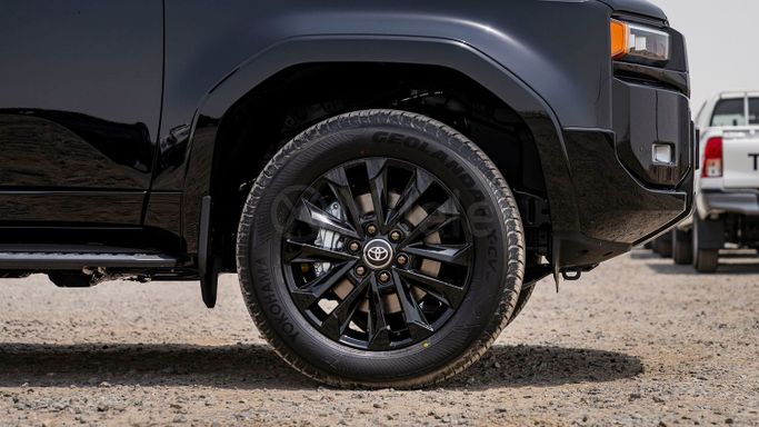 Новый Toyota Land Cruiser Prado 250 Series, 2.8 л, 2025 в Дубае от Milele Черный цвет. Other | AUTO.AE