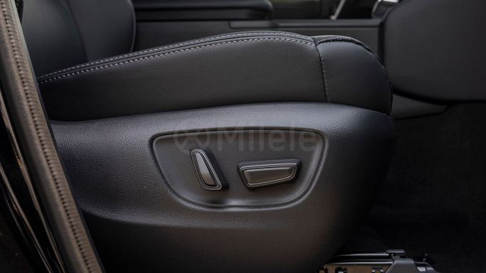 Новый Toyota Land Cruiser Prado 250 Series, 2.8 л, 2025 в Дубае от Milele Черный цвет. Other | AUTO.AE