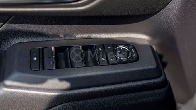 جديدة Toyota Land Cruiser Prado 250 Series, 2.4 l, 2025 في في دبي من Milele، اللون رمادي. أخرى | AUTO.AE
