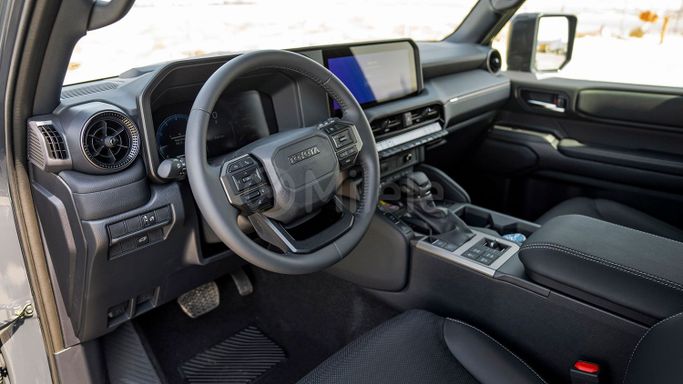 جديدة Toyota Land Cruiser Prado 250 Series, 2.4 l, 2025 في في دبي من Milele، اللون رمادي. أخرى | AUTO.AE