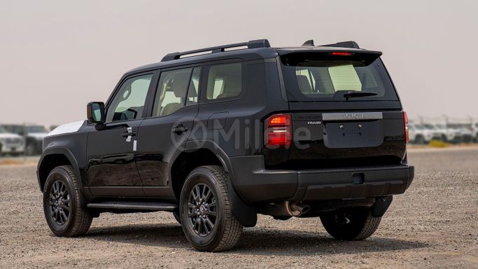 Новый Toyota Land Cruiser Prado 250 Series, 2.8 л, 2024 в Дубае от Milele Черный цвет. Other | AUTO.AE