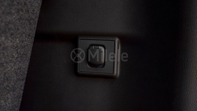 Новый Toyota Land Cruiser Prado 250 Series, 2.8 л, 2024 в Дубае от Milele Черный цвет. Other | AUTO.AE