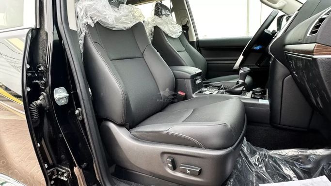 Новый Toyota Land Cruiser Prado 150 Series Рестайлинг 3, 4.0 л, 2023 в Дубае от Falcons GT Motors FZCO Черный цвет. Other | AUTO.AE