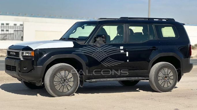 Новый Toyota Land Cruiser Prado 250 Series, 2.7 л, 2025 в Дубае от Falcons GT Motors FZCO Черный цвет. Other | AUTO.AE