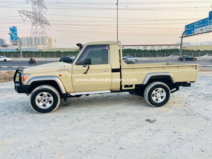 Used Toyota Land Cruiser 70 Series Facelift, 4.5 l, 2020 in Dubai by Alhamd Motors, Beige color. Other | AUTO.AE