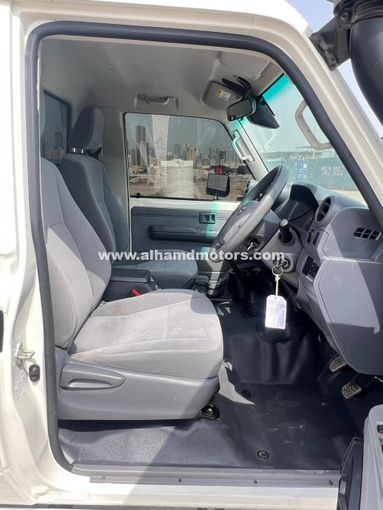 Used Toyota Land Cruiser 70 Series Facelift, 4.5 l, 2023 in Dubai by Alhamd Motors, White color. Other | AUTO.AE