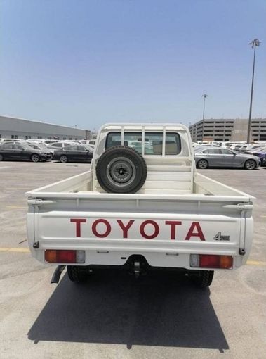 New Toyota Land Cruiser 70 Series Facelift, 4.2 l, 2023 in Dubai by Mohamed Hakim Motors, White color. GCC Specs | AUTO.AE