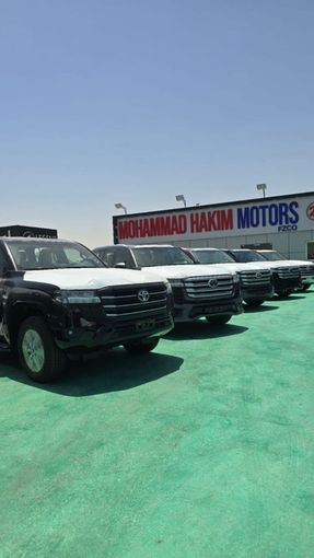 New Toyota Land Cruiser 300 Series, 3.4 l, 2025 in Dubai by Mohamed Hakim Motors, Black color. European Specs | AUTO.AE