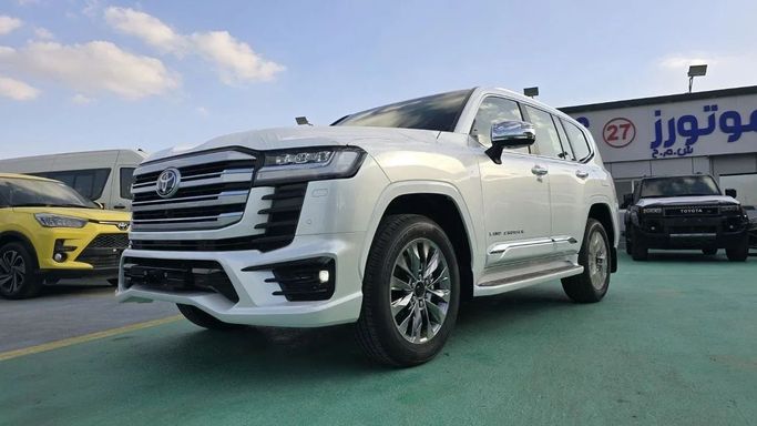 New Toyota Land Cruiser 300 Series, 3.4 l, 2025 in Dubai by Mohamed Hakim Motors, White color. GCC Specs | AUTO.AE