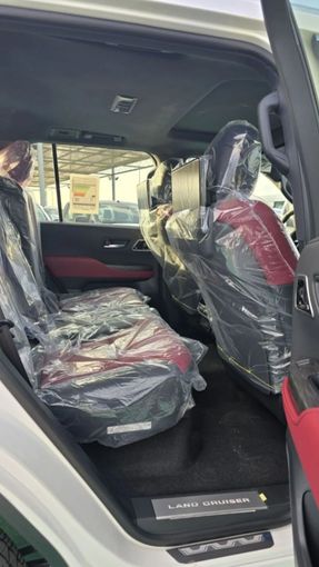 New Toyota Land Cruiser 300 Series, 3.4 l, 2025 in Dubai by Mohamed Hakim Motors, White color. GCC Specs | AUTO.AE